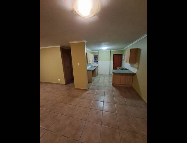 2 BEDROOM APARTMENT FOR SALE IN CASTLEVIEW